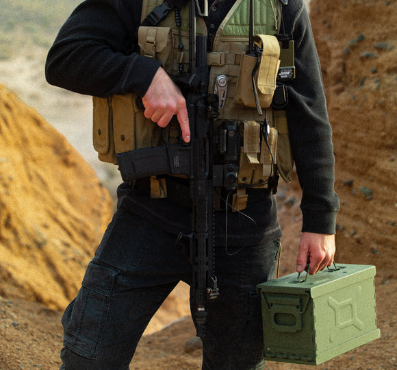 COLLAPSIBLE LIGHTWEIGHT ALL-AROUND CONTAINER (CLAC®)